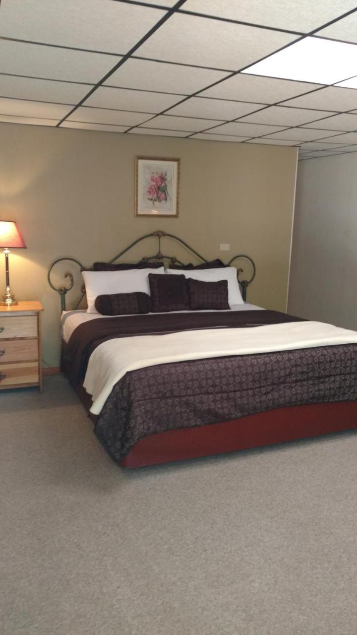 Motel Five Star -